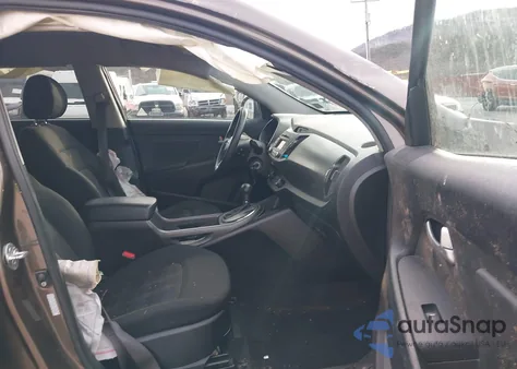 2012 Kia Sportage Lx z USA, uszkodzony, nr VIN KNDPBCA2XC7285084